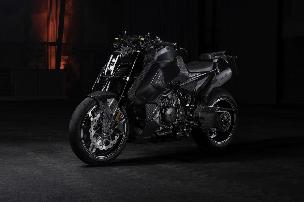 BRABUS 1400 R SIGNATURE EDITION