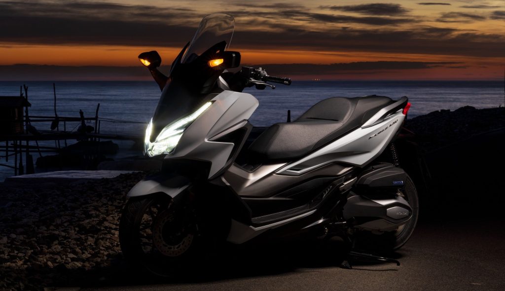 motor ulang-alik kerja