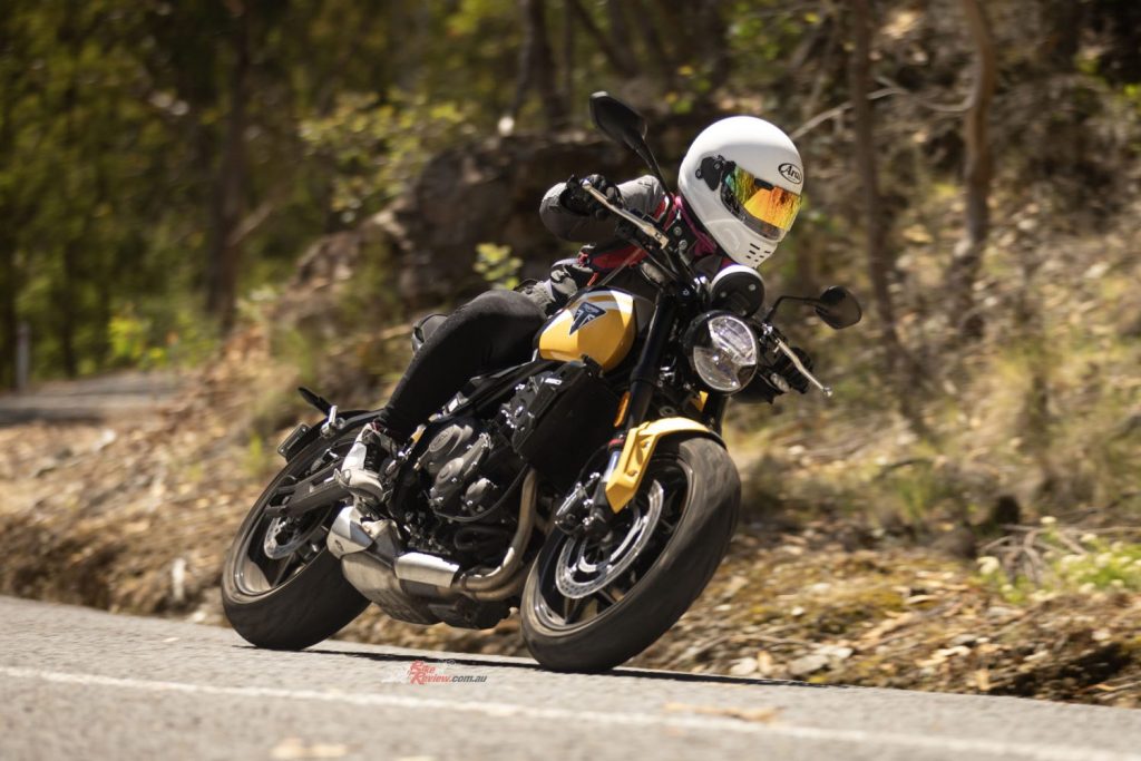 cara bawa motor clutch