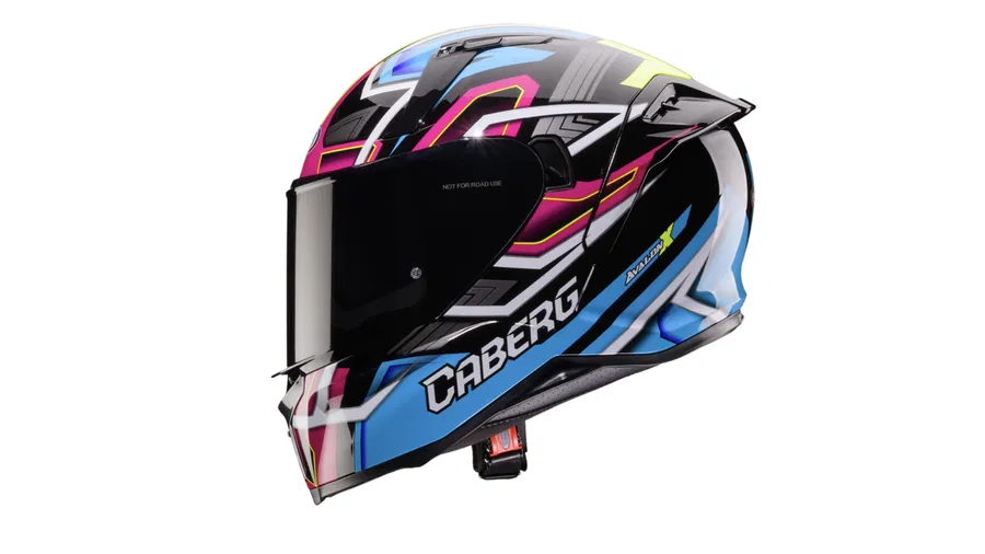 Caberg expands its Avalon X lineup with new Pure and Brama graphics for 2026, offering fresh colourways, everyday practicality, and full ECE 22.06 certification.